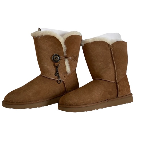 UGG Shoes - UGG Pure Classic Short boot with Azalea charm 1103129 size 9 womens NEW in Box